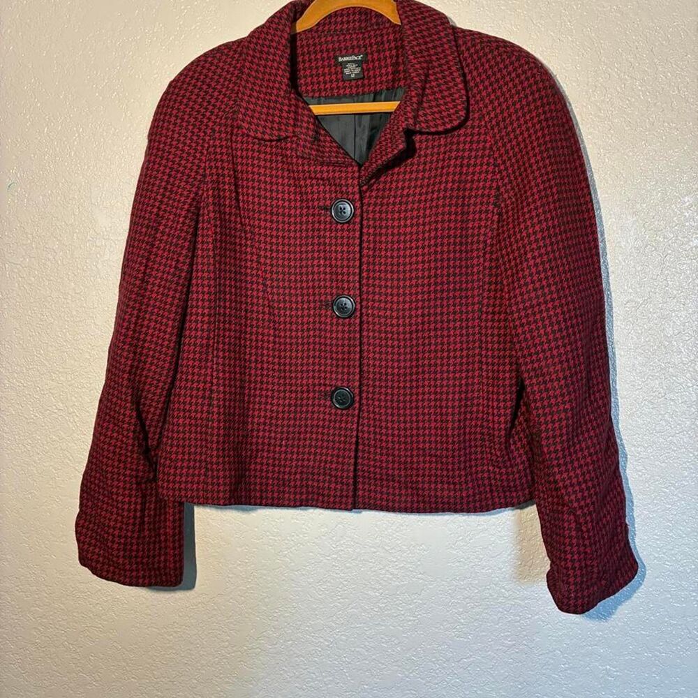 Barrie Women's Red and Burgundy Jacket